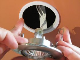 Замена люминесцентных ламп на светодиодные в Омске
